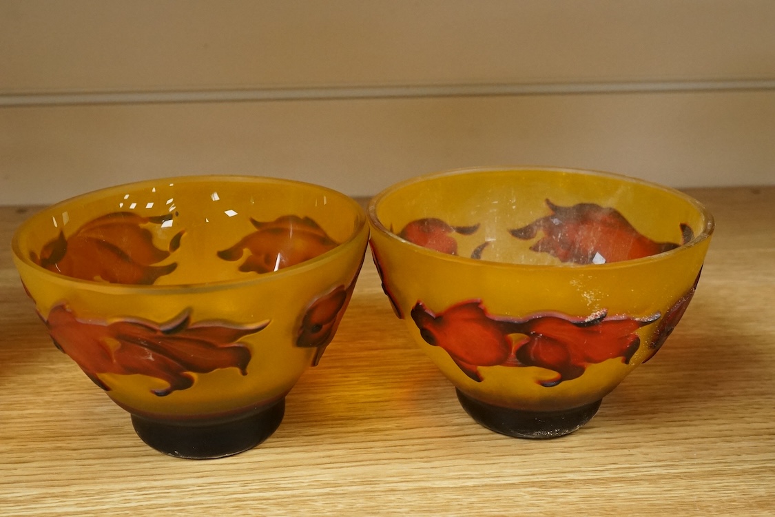 Two Czechoslovakian cameo glass ‘goldfish’ bowls, 12cm in diameter